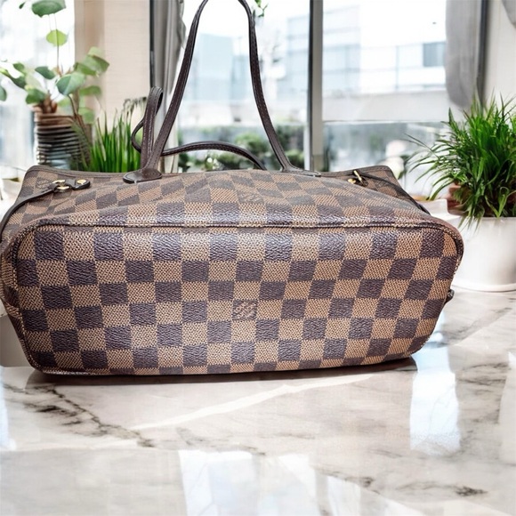 Louis Vuitton Brown Checkered Tote - Picture 2 of 3